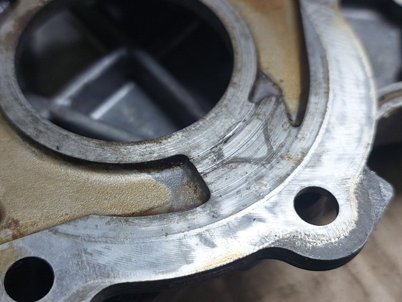 Лобовина двигателя Jimny 2003 JB23W K6A Лобовина двигателя Jimny 2003 JB23W K6A