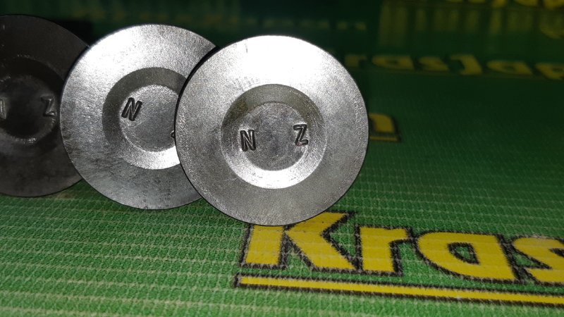 Запчасть клапан впускной Toyota Ist 2003 NCP60 2NZ-FE 13711-21010 контрактная Клапан впускной Toyota Ist 2003 NCP60 2NZ-FE 13711-21010 контрактная