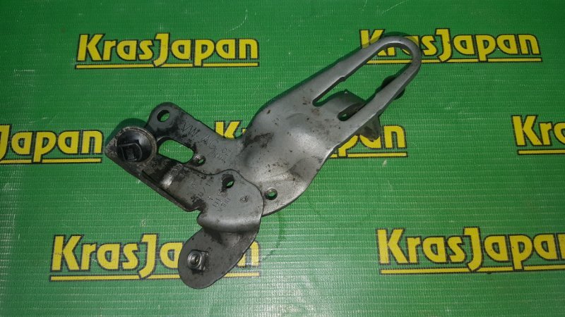 Кронштейн Volkswagen Tiguan 03L103369AF контрактная