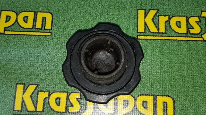 Крышка маслозаливной горловины Mazda Mazda 3 BK Z6 Крышка маслозаливной горловины Mazda Mazda 3 BK Z6
