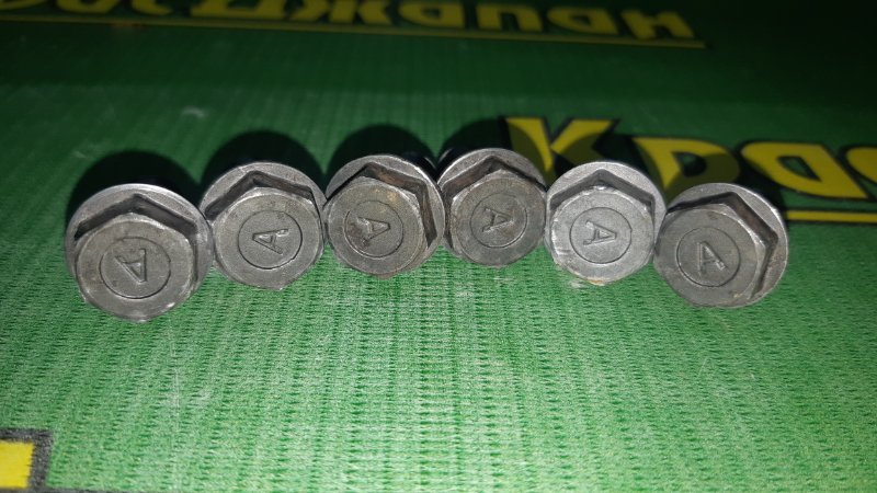 Болт маховика Nissan Cube AZ10 CGA3DE Болт маховика Nissan Cube AZ10 CGA3DE