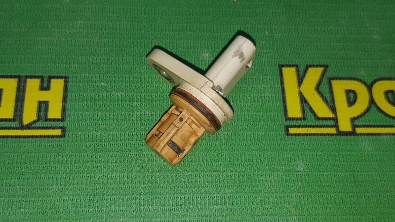 Запчасть датчик положения распредвала Opel Astra 2013 P10 A14NET 55566932 контрактная Датчик положения распредвала Opel Astra 2013 P10 A14NET 55566932 контрактная