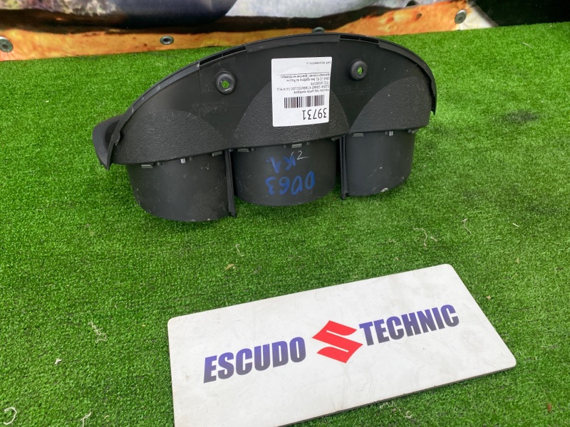 Консоль под щиток приборов SUZUKI GRAND VITARA/ ESCUDO TD54W TD94W TDA4W J20A H27A J24B