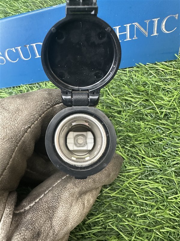 Розетка обшивки багажника SUZUKI ESCUDO/GRAND VITARA TA74W TD54W TD94W TDA4W TDB4W M16A J20A J24B H27A N32A Розетка обшивки багажника SUZUKI ESCUDO/GRAND VITARA TA74W TD54W TD94W TDA4W TDB4W M16A J20A J24B H27A N32A