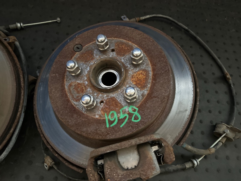 Ступица для SUZUKI ESCUDO TDA4W J24B, 1958, 43402-57L51-000 2 ракурс Ступица для SUZUKI ESCUDO TDA4W J24B, 1958, 43402-57L51-000 2 ракурс