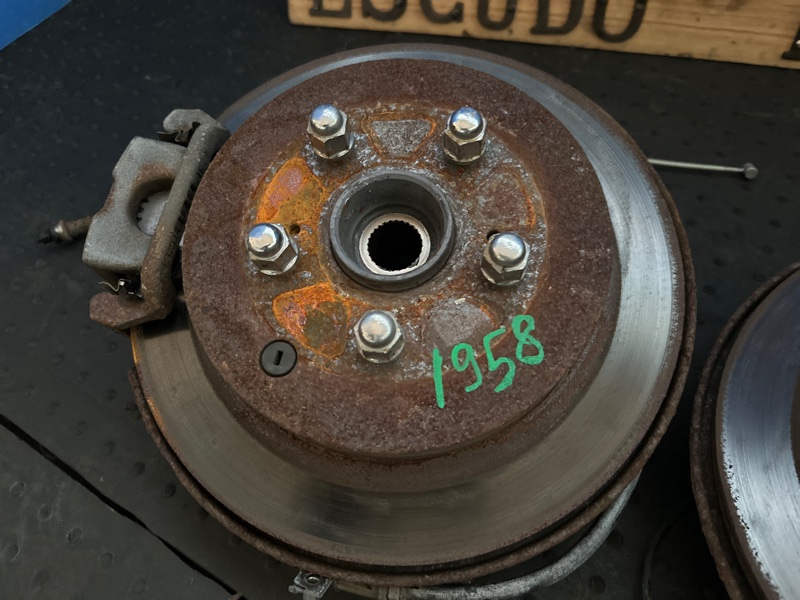 Ступица для SUZUKI ESCUDO TDA4W J24B, 1958, 43402-57L51-000 3 ракурс Ступица для SUZUKI ESCUDO TDA4W J24B, 1958, 43402-57L51-000 3 ракурс