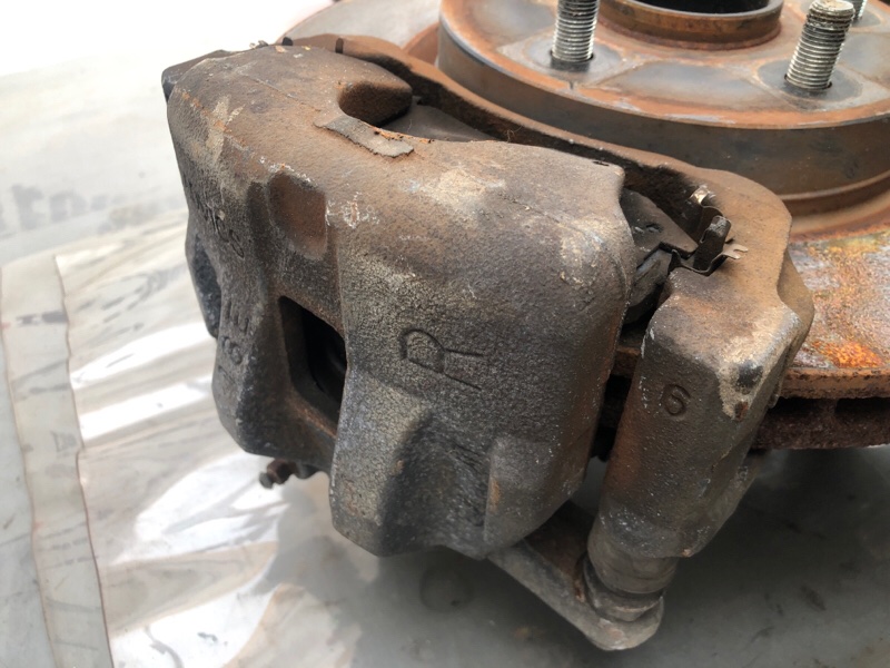 Ступица правая передняя для SUZUKI ESCUDO TDA4W J24B, 0094, 43402-57L51-000 3 ракурс Ступица правая передняя для SUZUKI ESCUDO TDA4W J24B, 0094, 43402-57L51-000 3 ракурс