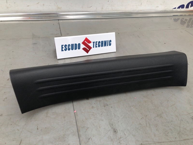 Накладка на порог салона задняя правая MAZDA CX-5 2017 KF5P PY-VPS kb7w-68730 контрактная