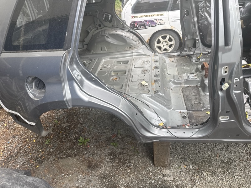 Крыло заднее правое с порогом (вырез) заднее правое SUZUKI ESCUDO 2005 TD54W J20A 57700-65810-000 контрактная