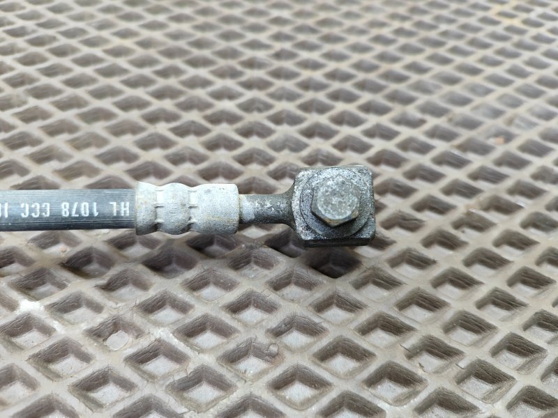 Шланг тормозной задний Insignia 2010 0G A16LET
