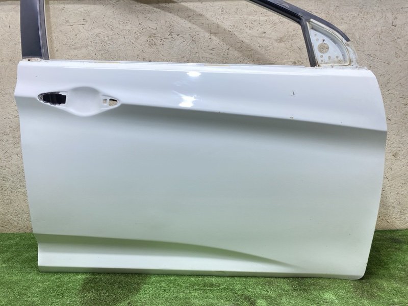 Дверь передняя правая Solaris 2015 RB G4FA