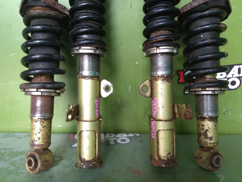 Стойка WISH ZNE14 1ZZ-FE Стойка WISH ZNE14 1ZZ-FE