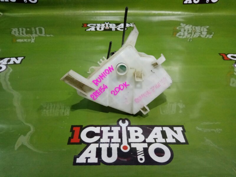 Запчасть бачок стеклоомывателя TOYOTA COROLLA RUMION ZRE154 2ZR-FE 85315-12530 контрактная Бачок стеклоомывателя TOYOTA COROLLA RUMION ZRE154 2ZR-FE 85315-12530 контрактная