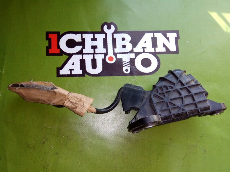 Запчасть педаль газа TOYOTA PRIUS NHW20 1NZ 7812047040 контрактная Педаль газа TOYOTA PRIUS NHW20 1NZ 7812047040 контрактная
