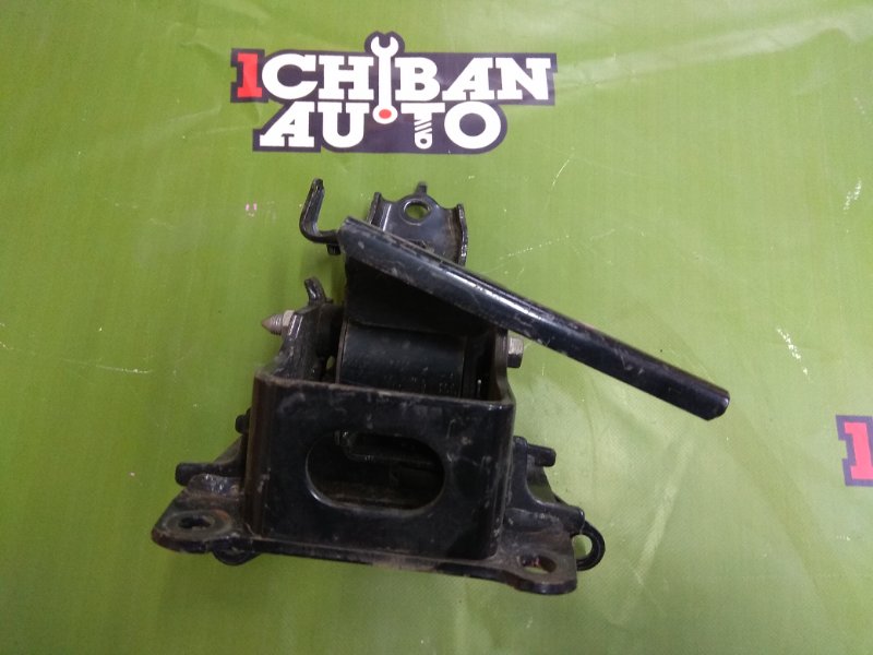 Подушка кпп передняя левая TOYOTA AQUA NHP10 1NZ-FE Подушка кпп передняя левая TOYOTA AQUA NHP10 1NZ-FE