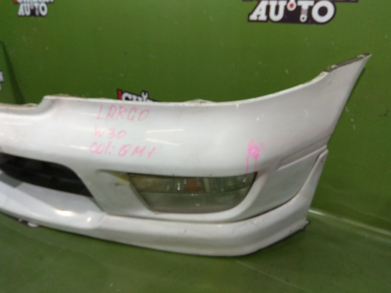 Бампер передний NISSAN LARGO W30 Бампер передний NISSAN LARGO W30