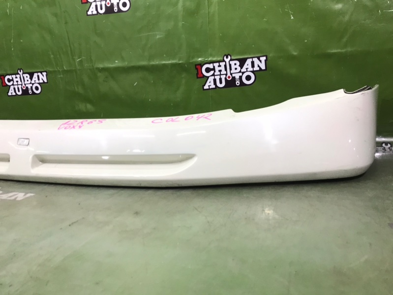 Губа передняя TOYOTA VOXY AZR65 Губа передняя TOYOTA VOXY AZR65