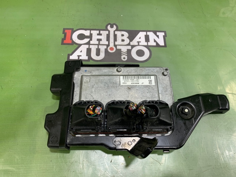 Запчасть блок управления efi HONDA FIT SHUTTLE GP2 LDA 37820-R8K-J91 контрактная Блок управления efi HONDA FIT SHUTTLE GP2 LDA 37820-R8K-J91 контрактная