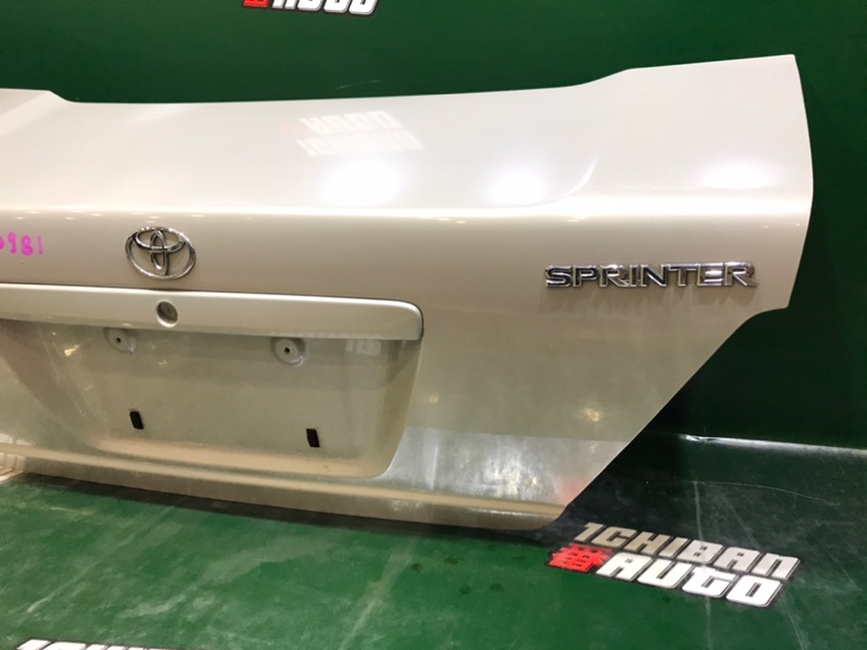 Крышка багажника задняя TOYOTA SPRINTER AE110 Крышка багажника задняя TOYOTA SPRINTER AE110