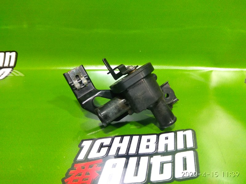 Запчасть кран печки TOYOTA COROLLA SPACIO AE115 87240-12250 контрактная Кран печки TOYOTA COROLLA SPACIO AE115 87240-12250 контрактная