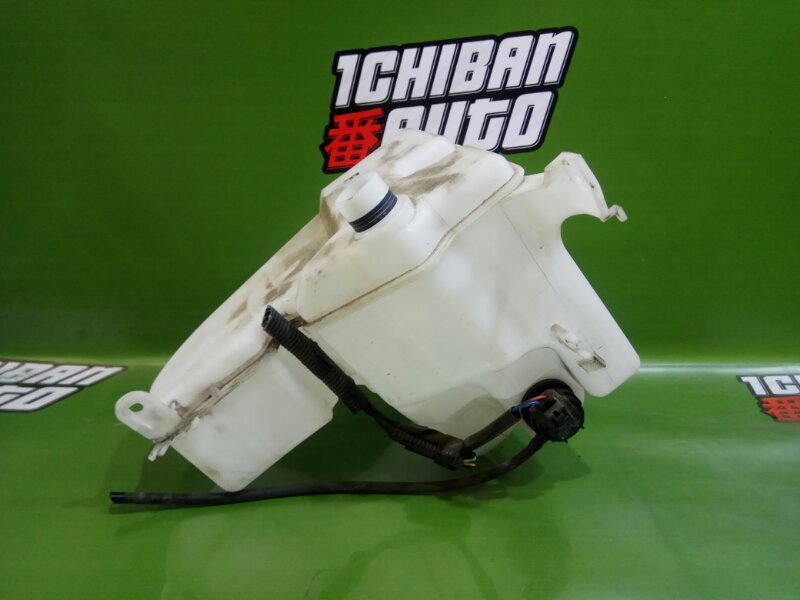 Бачок стеклоомывателя MARK X GRX130 Бачок стеклоомывателя MARK X GRX130