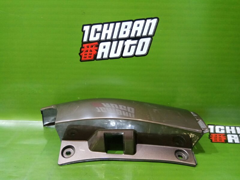 Запчасть накладка на бампер задняя правая TOYOTA NOAH ZWR80 2ZR-FXE контрактная Накладка на бампер задняя правая TOYOTA NOAH ZWR80 2ZR-FXE контрактная