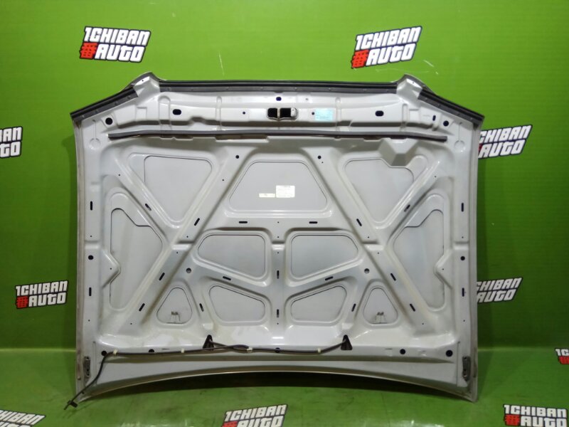 Капот NISSAN TERRANO TR50 Капот NISSAN TERRANO TR50