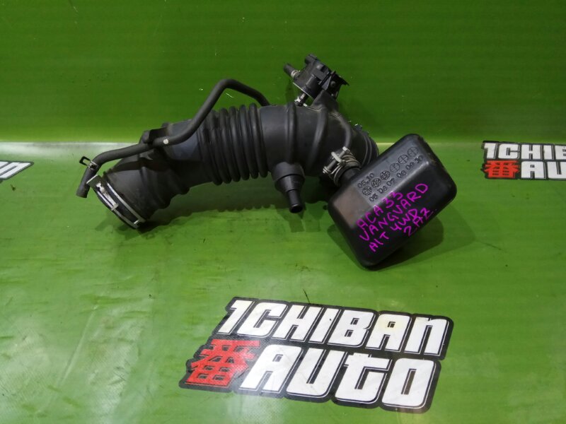 Запчасть патрубок воздушн.фильтра TOYOTA VANGUARD ACA33 2AZ 17880-28240 контрактная Патрубок воздушн.фильтра TOYOTA VANGUARD ACA33 2AZ 17880-28240 контрактная