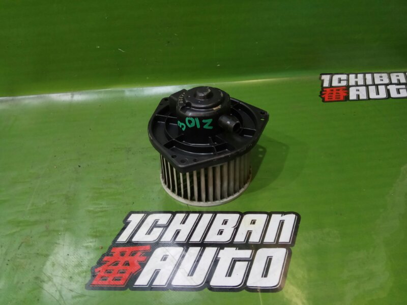 Запчасть мотор печки NISSAN CUBE Z10 2722072B00 контрактная Мотор печки NISSAN CUBE Z10 2722072B00 контрактная