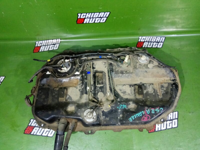 Бензобак LANCER CEDIA CS2A 4G15 Бензобак LANCER CEDIA CS2A 4G15