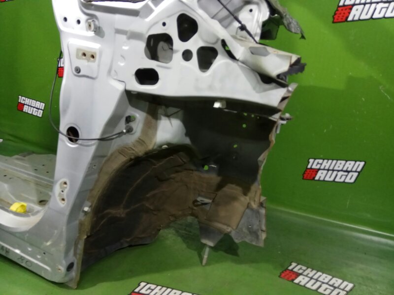 Стойка кузова передняя правая VOXY 2016 ZRR80 3ZR Стойка кузова передняя правая VOXY 2016 ZRR80 3ZR
