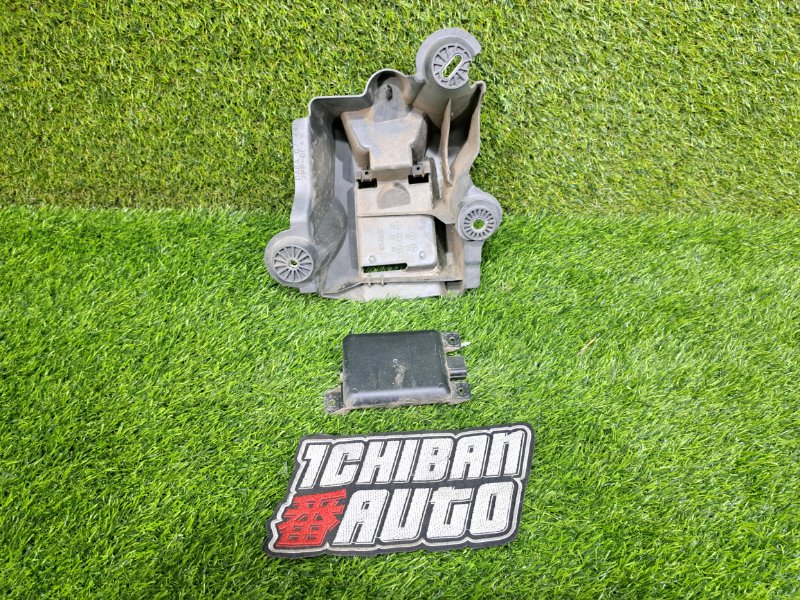 Блок контроля слепых зон задний правый DEMIO DJ5AS