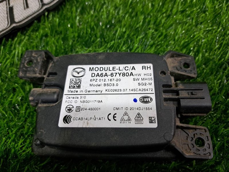 Блок контроля слепых зон задний правый MAZDA DEMIO DJ5AS