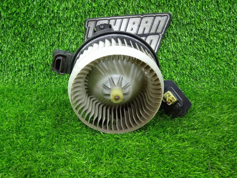 Мотор печки XF 2010 CC9 306DT Мотор печки XF 2010 CC9 306DT