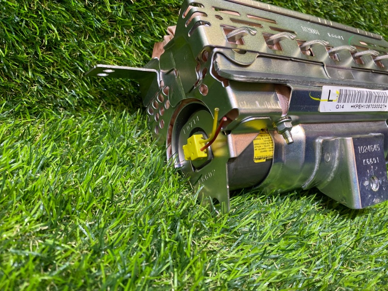 Airbag пассажирский передний правый INFINITI M35 Y50 VQ35DE