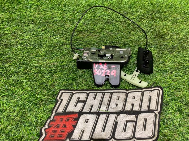 Замок крышки багажника задний INFINITI G35 2006 V36 VQ35HR 84631JK600 контрактная