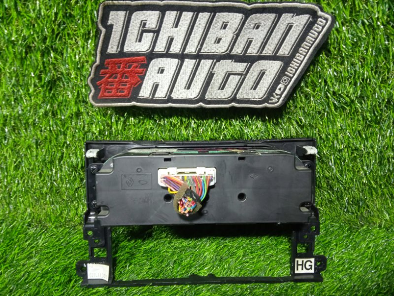 Блок управления климат-контролем QM5 2007 HY0 M9R