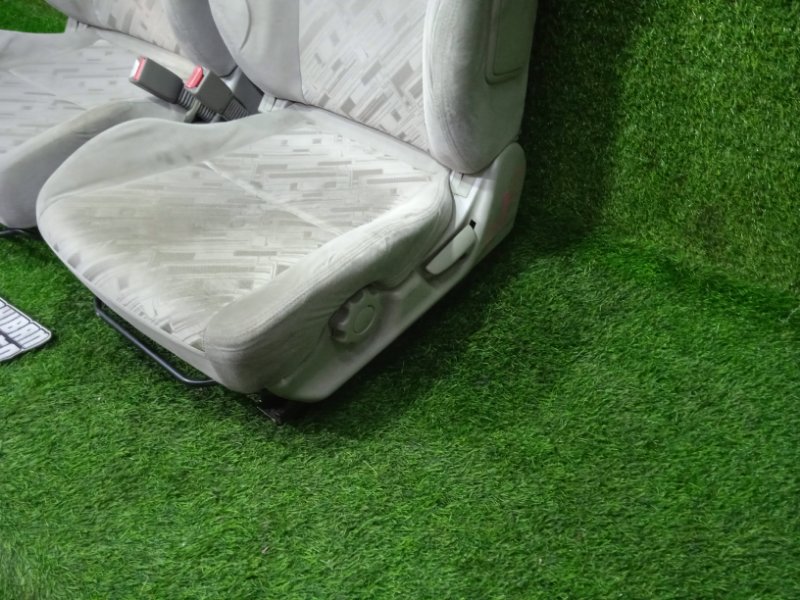 Сиденье переднее RSX 2002 DC5 K20A3 Сиденье переднее RSX 2002 DC5 K20A3