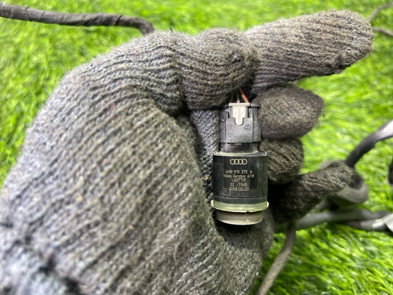 Датчик парковки задний A4 2011 8K2 CAGA