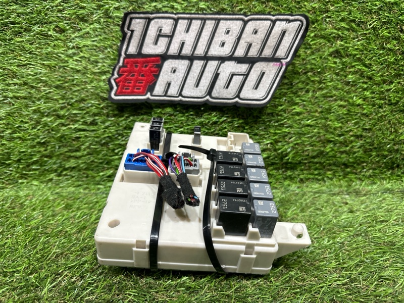 Блок предохранителей CTS 2012 FDM LFW