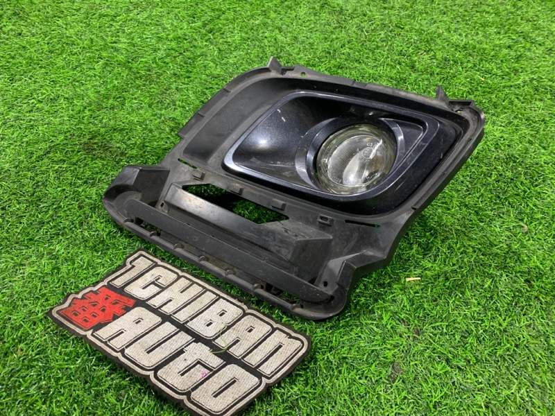 Туманка передняя левая MAZDA MPV LY3P