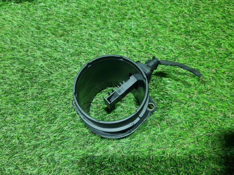 Датчик расхода воздуха SORENTO 2010 XM D4HA