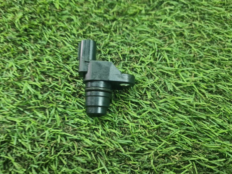 Датчик положения распредвала RSX 2002 DC5 K20A3