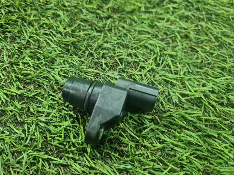 Датчик положения распредвала RSX 2002 DC5 K20A3