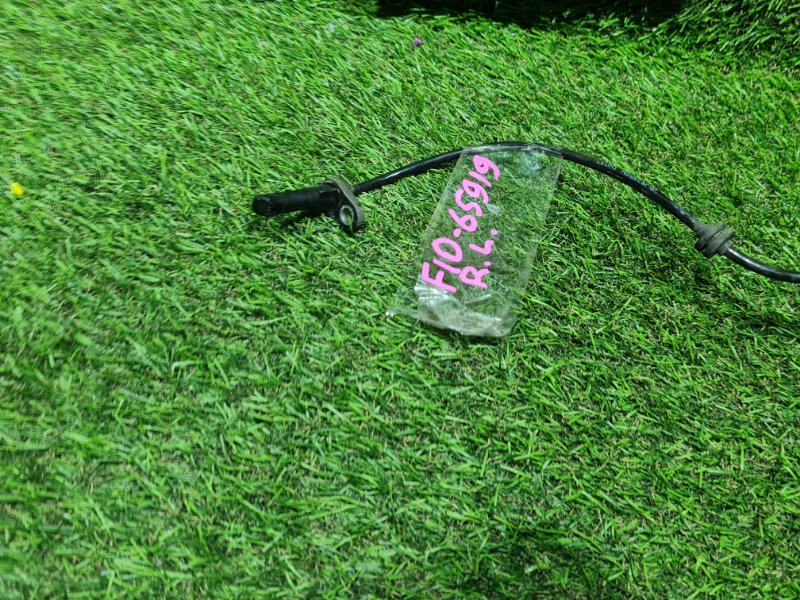 Датчик abs задний левый BMW 5-SERIES F10 N47D20C Датчик abs задний левый BMW 5-SERIES F10 N47D20C