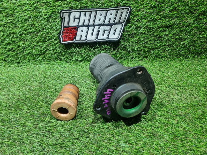 Чашка стойки передняя левая A3 2008 8PA CBFA