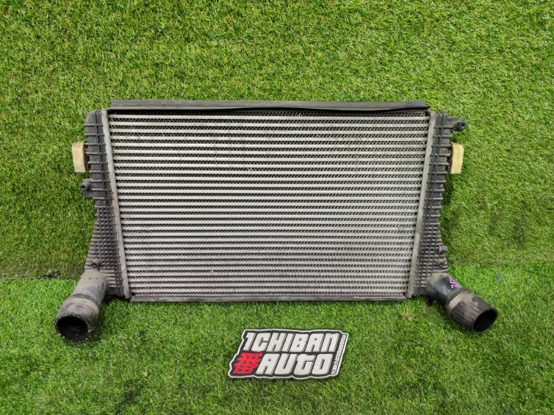 Интеркулер VOLKSWAGEN JETTA 2012 162 CAYC 1K0145803BM контрактная