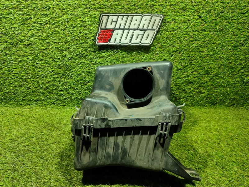 Корпус воздушного фильтра SORENTO 2003 BL D4CB