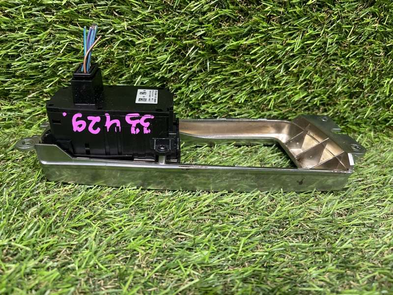 Кнопка стояночного тормоза 7-SERIES 2010 F02 N54B30A