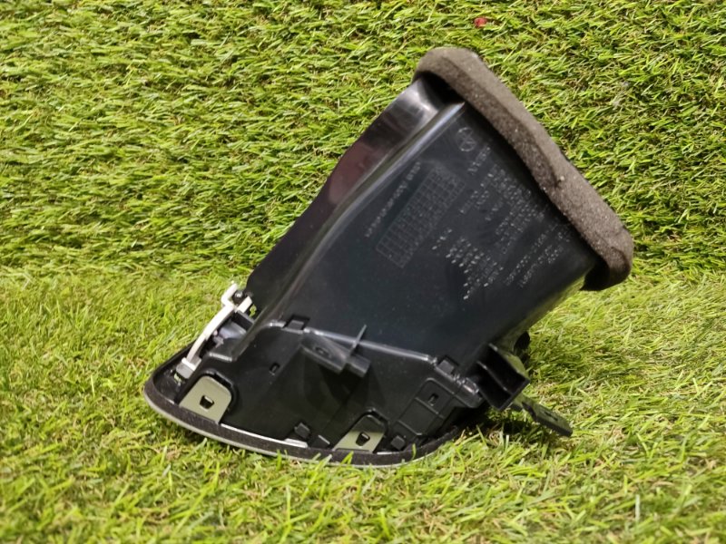 Воздуховод передний левый Q50 2017 V37 VQ35HR